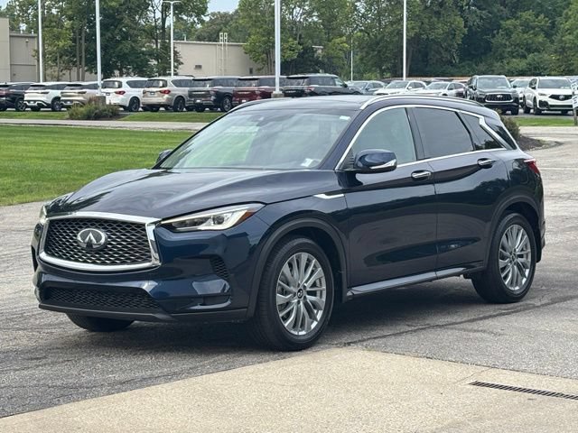 Used 2023 INFINITI QX50 Luxe AWD/4WD image 9