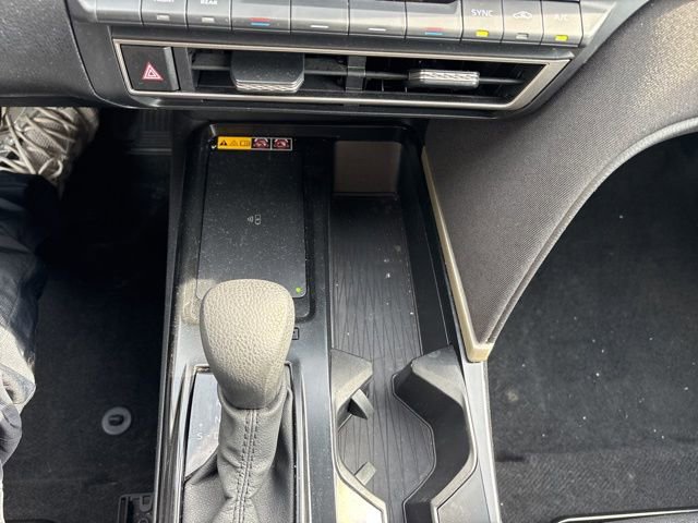 Used 2025 Toyota Camry LE FWD image 13