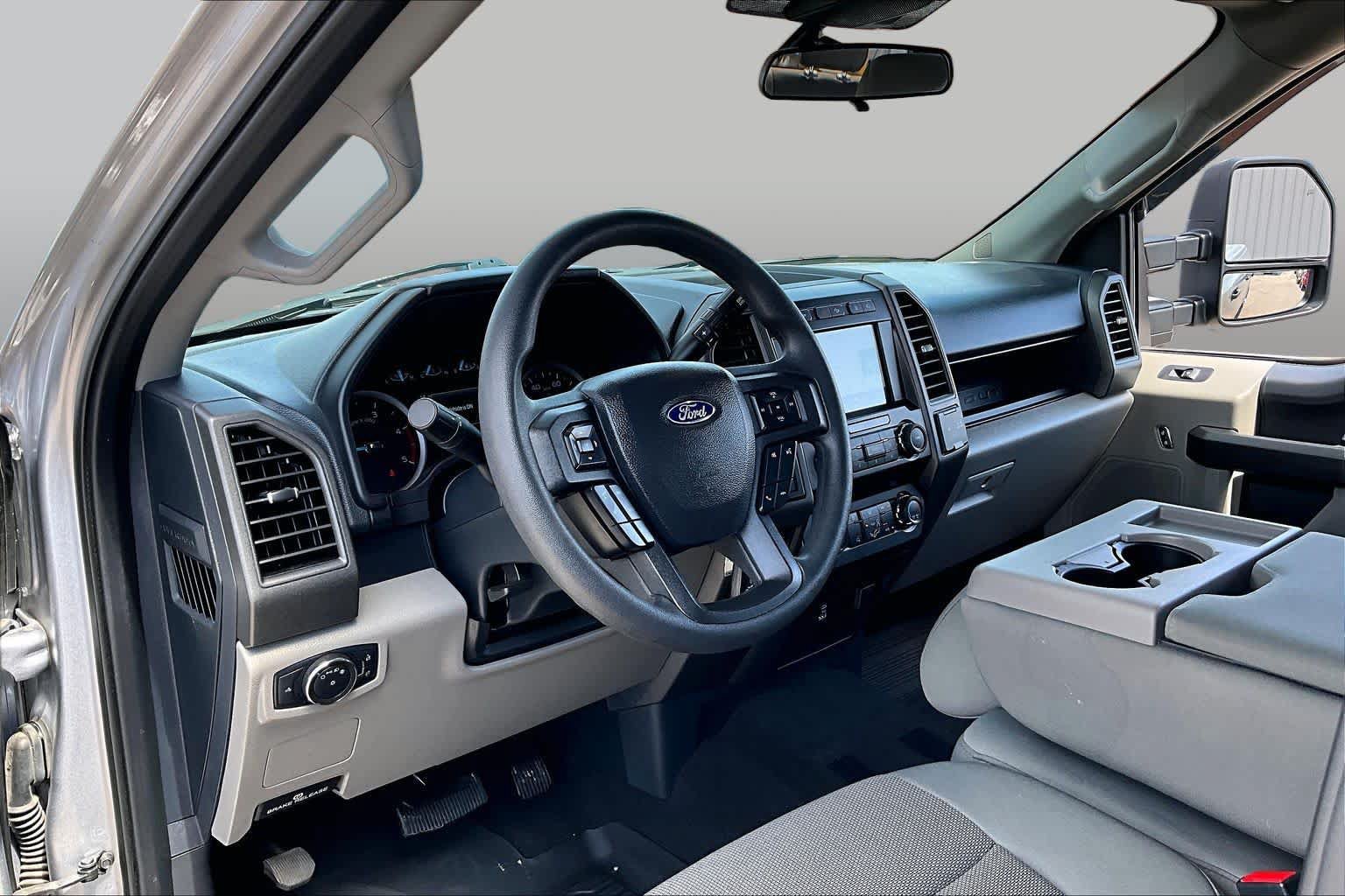 Certified 2022 Ford F250 XL w/ STX Appearance Package AWD/4WD image 17