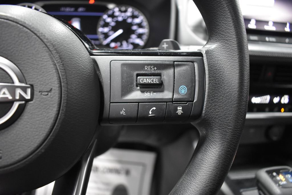 Used 2022 Nissan Rogue SV AWD/4WD image 26