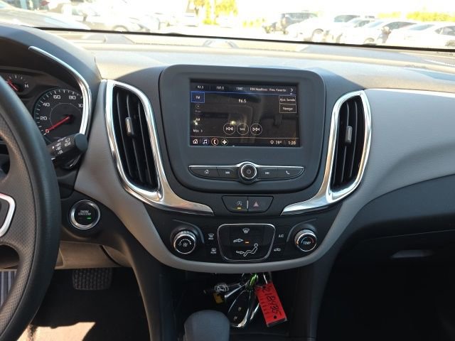 Used 2023 Chevrolet Equinox LS image 17