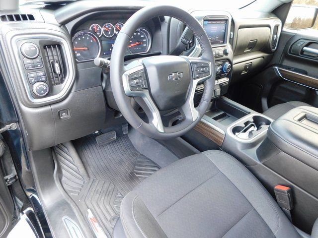 Used 2022 Chevrolet Silverado 1500 LT Trail Boss image 17