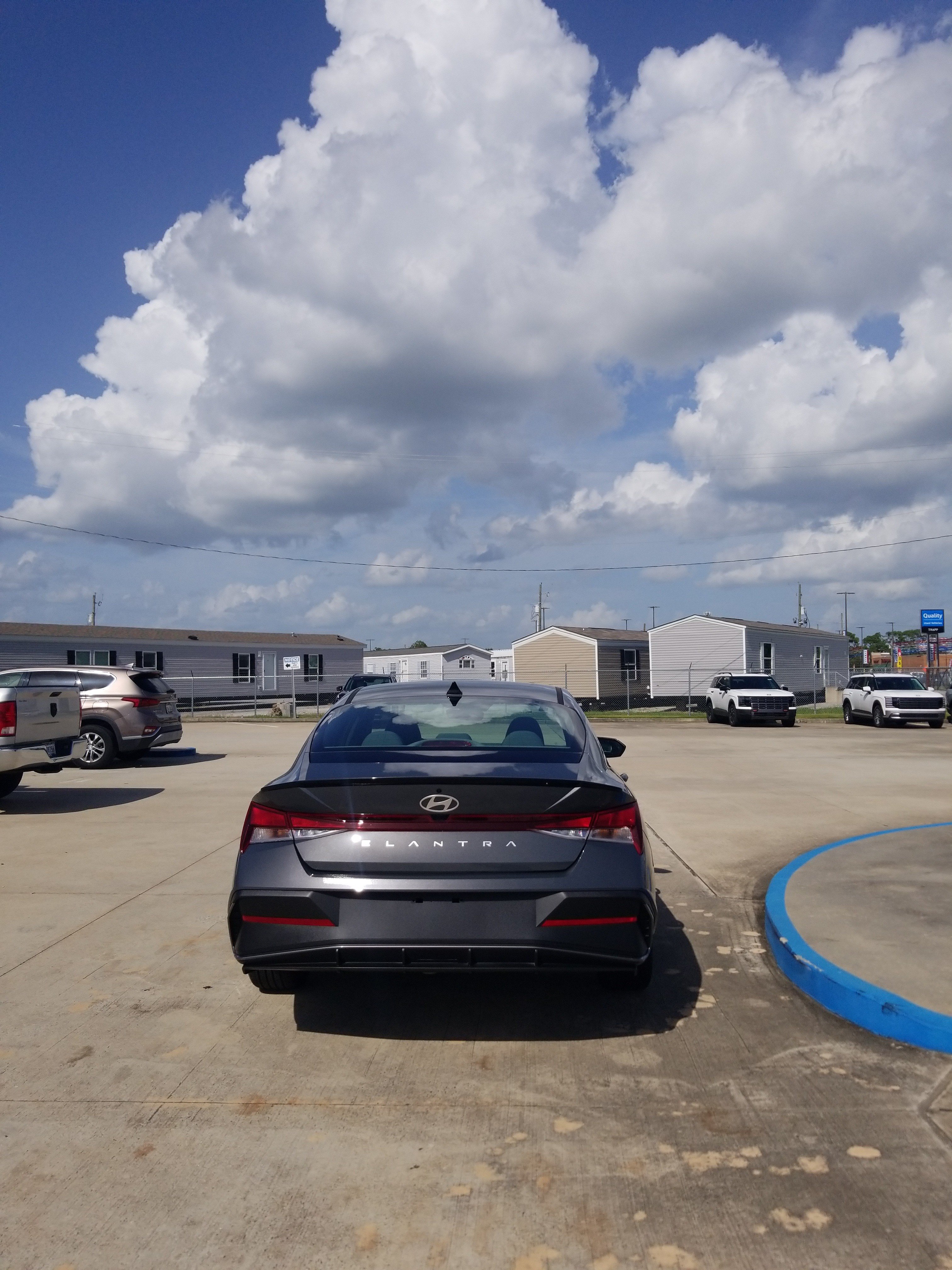 Used 2025 Hyundai Elantra Sport FWD image 6