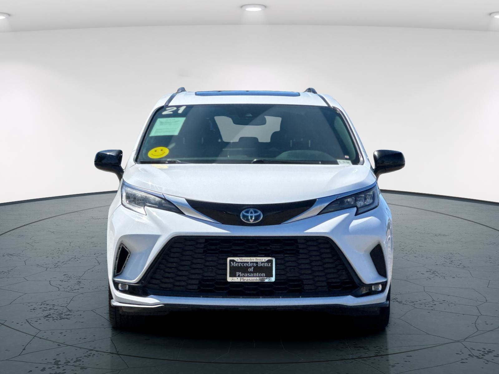 Used 2021 Toyota Sienna XSE FWD image 52