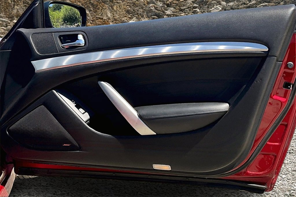 Used 2014 INFINITI Q60 AWD Coupe image 21