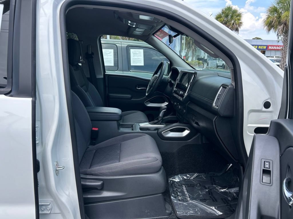 Certified 2025 Nissan Frontier SV w/ SV Convenience Package AWD/4WD image 40