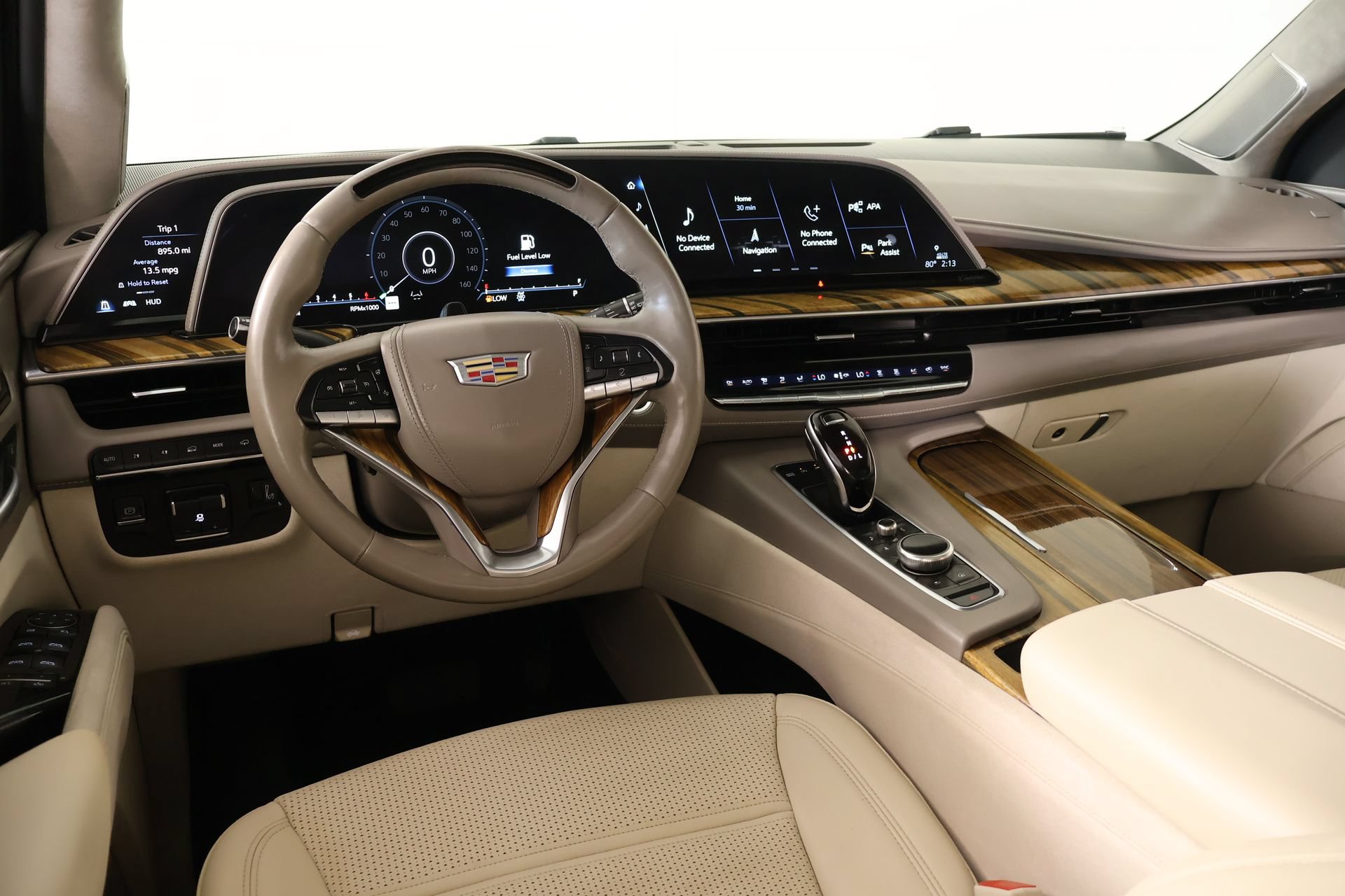 Used 2021 Cadillac Escalade Sport Platinum w/ LPO, ONYX Package AWD/4WD image 2