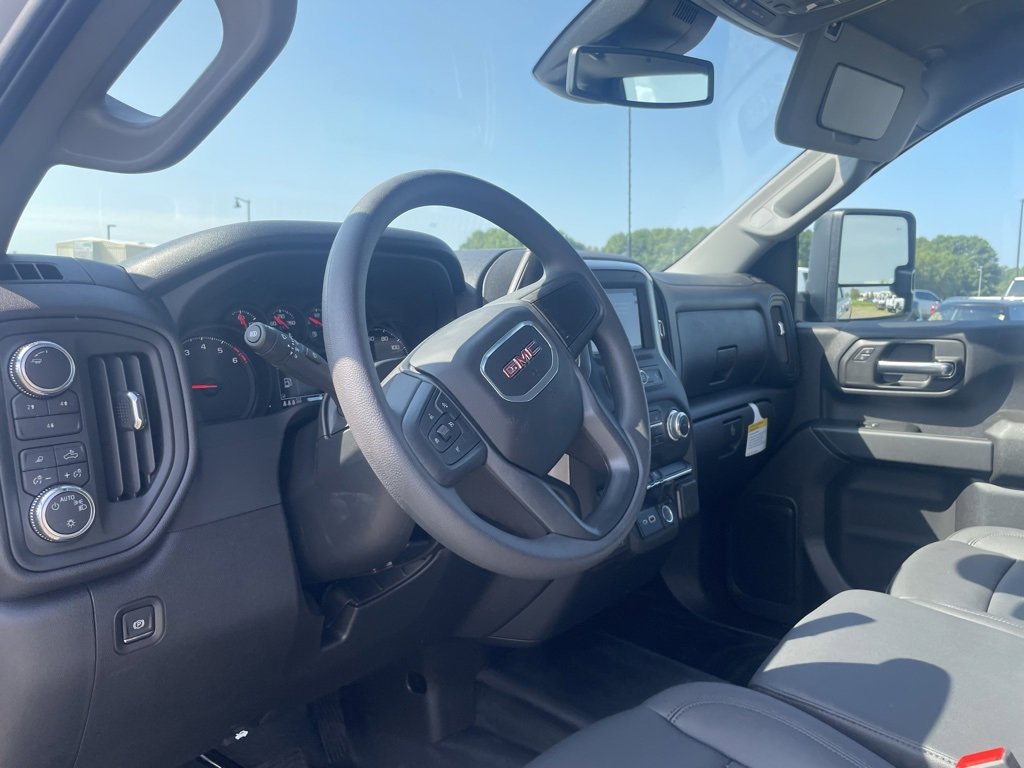 New 2025 GMC Sierra 2500 Pro w/ Convenience Package image 11