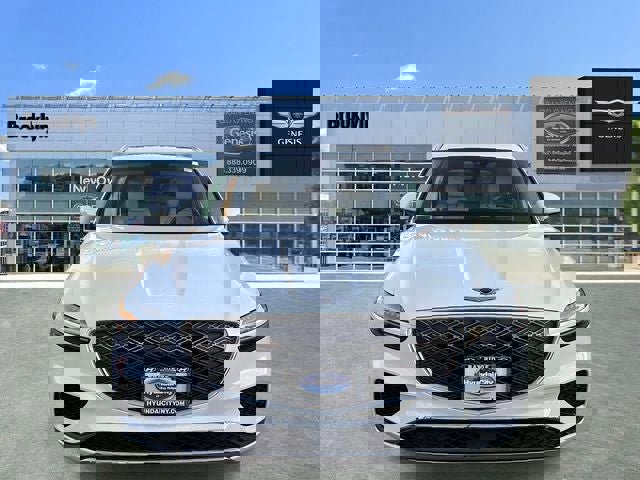 Used 2026 Genesis GV70 2.5T Select image 11