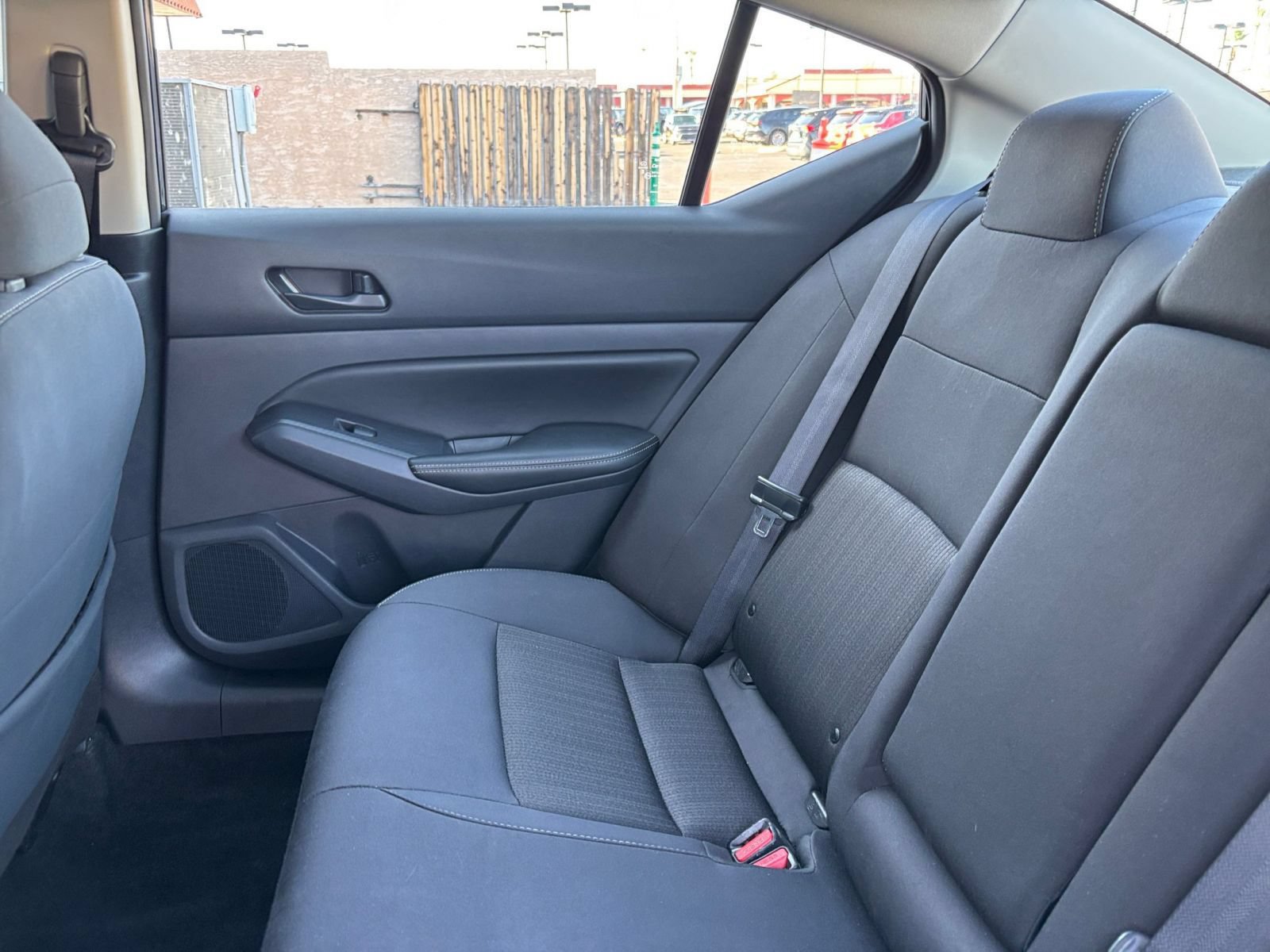 Used 2025 Nissan Altima 2.5 SV FWD image 39