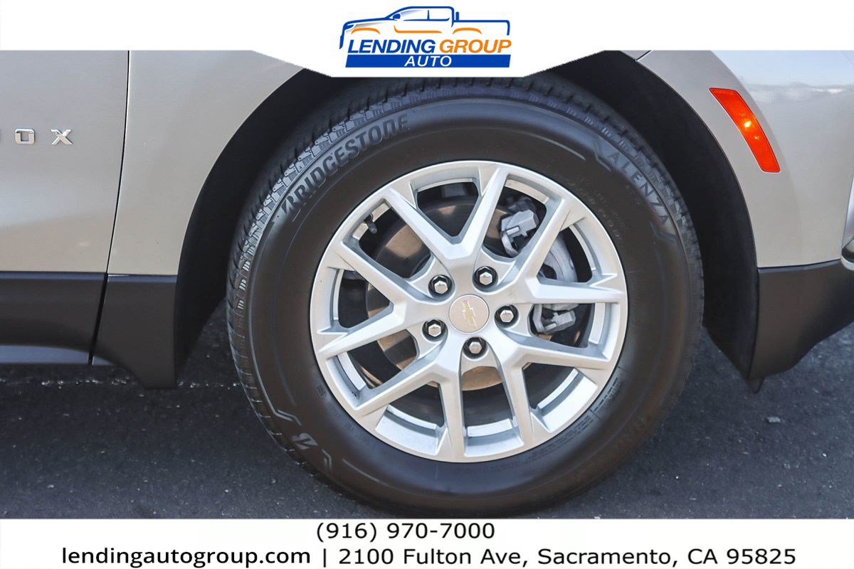 Used 2024 Chevrolet Equinox LT AWD/4WD image 9