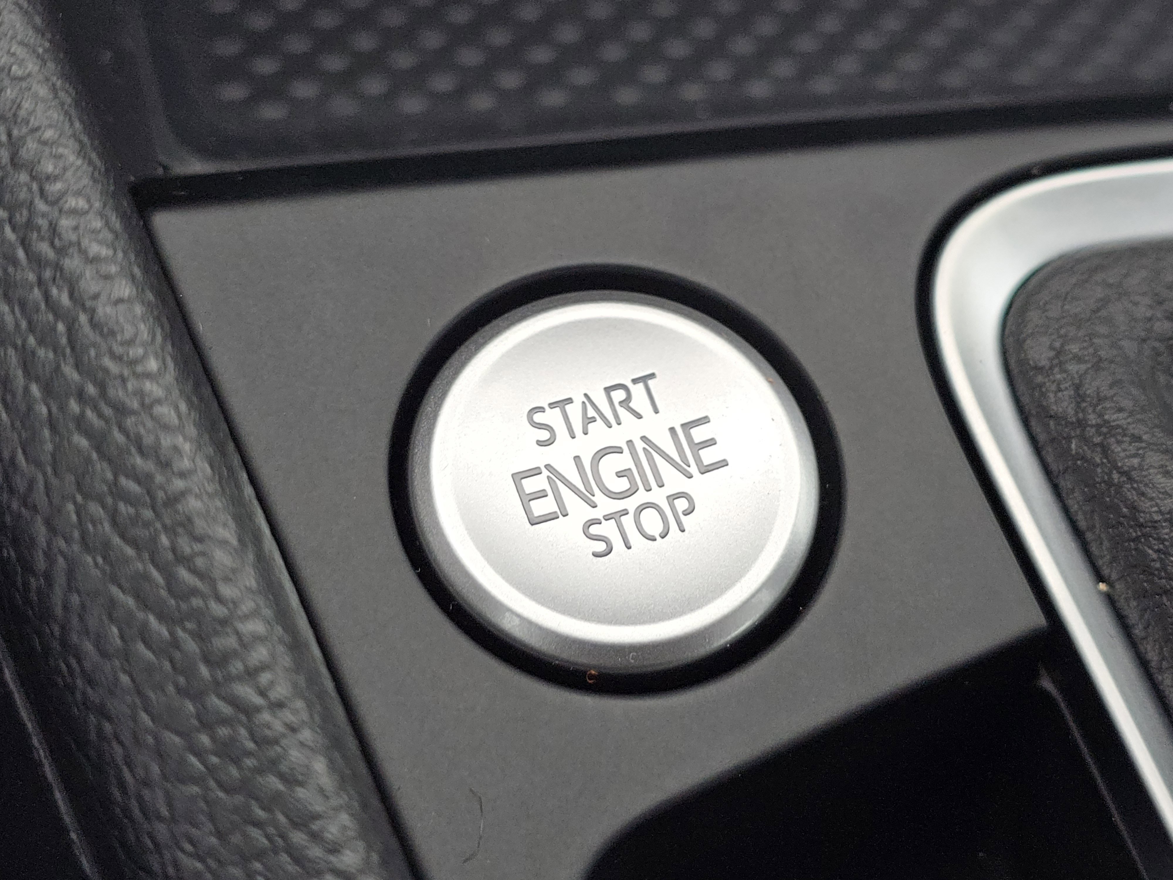 New 2026 Volkswagen Jetta SEL image 24