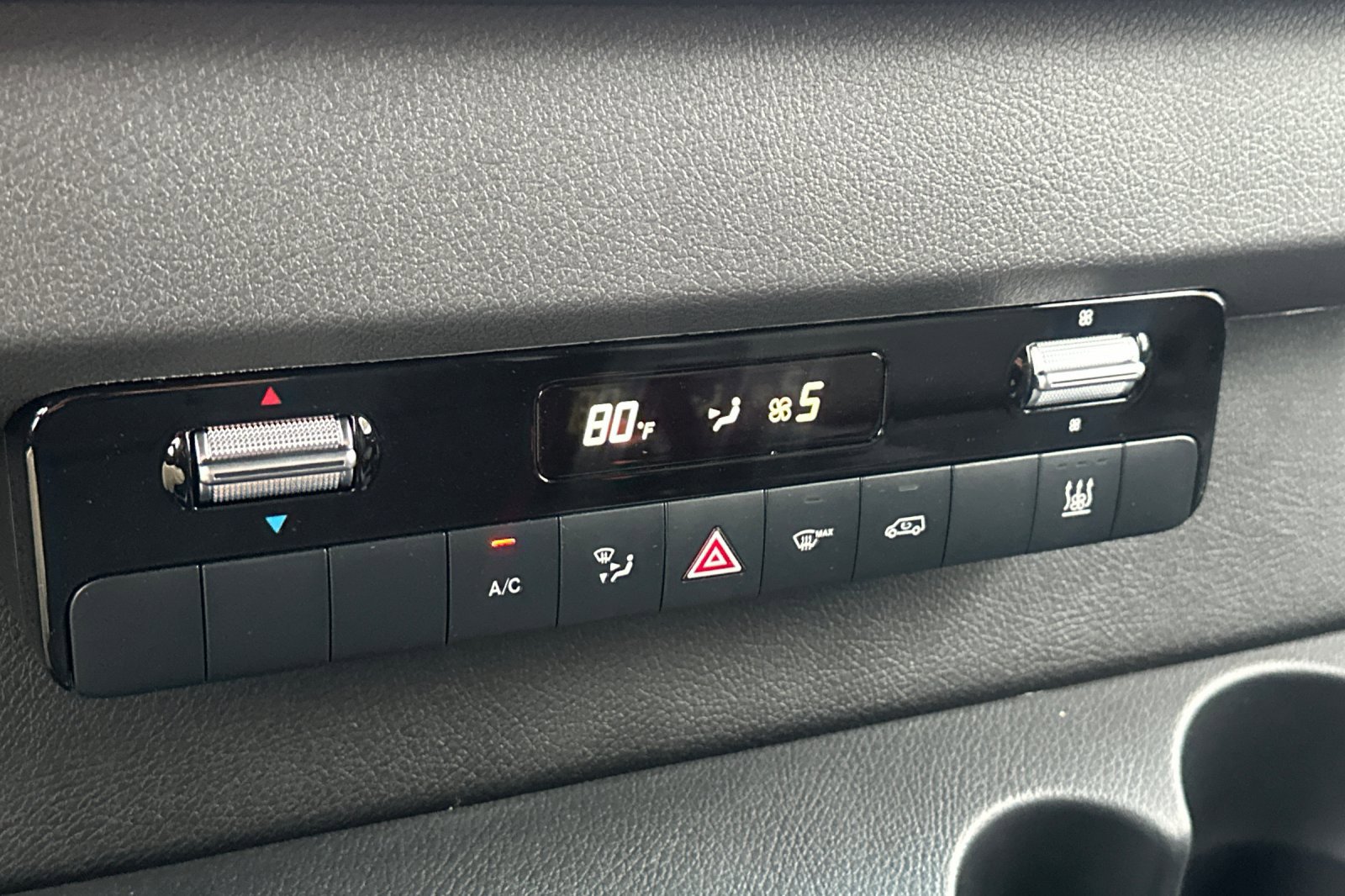 New 2024 Mercedes-Benz eSprinter 170 Cargo image 20