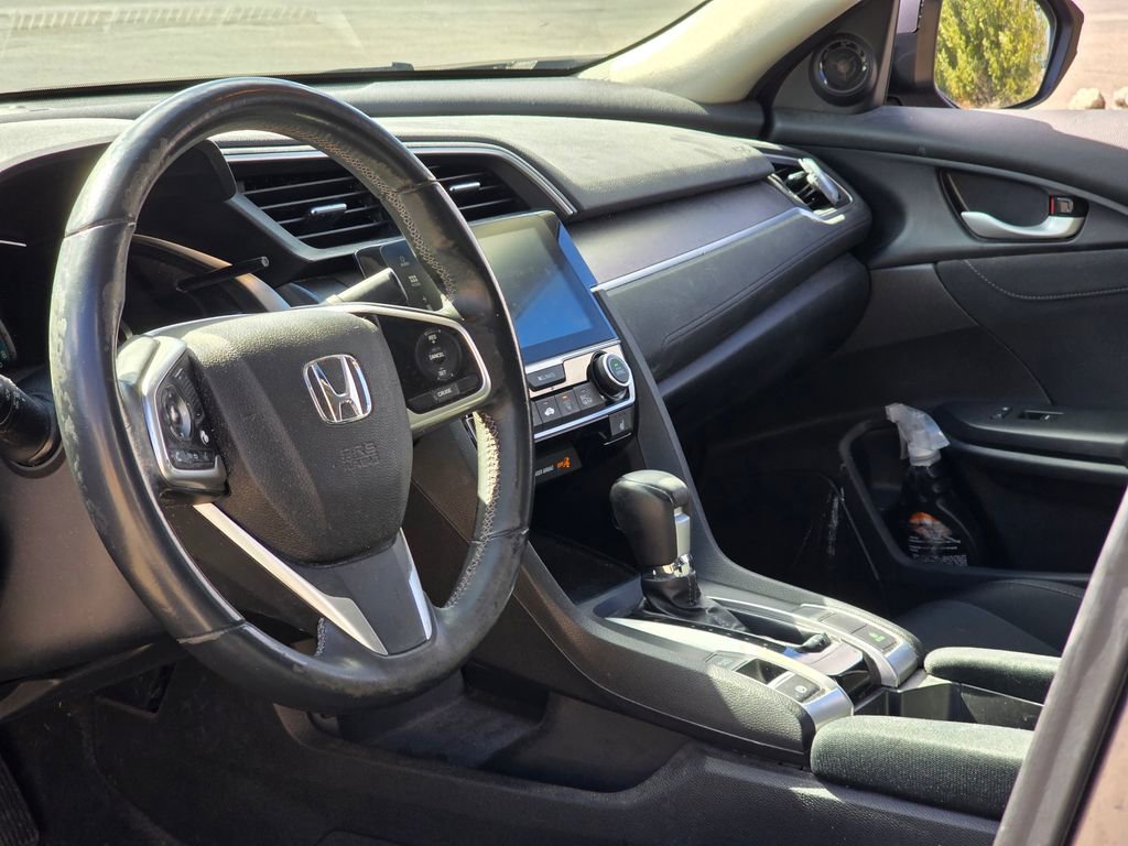 Used 2018 Honda Civic EX-T image 11