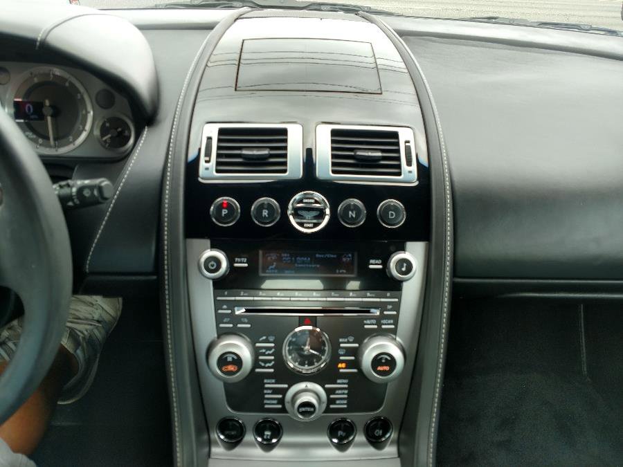 Used 2009 Aston Martin DB9 Coupe image 8