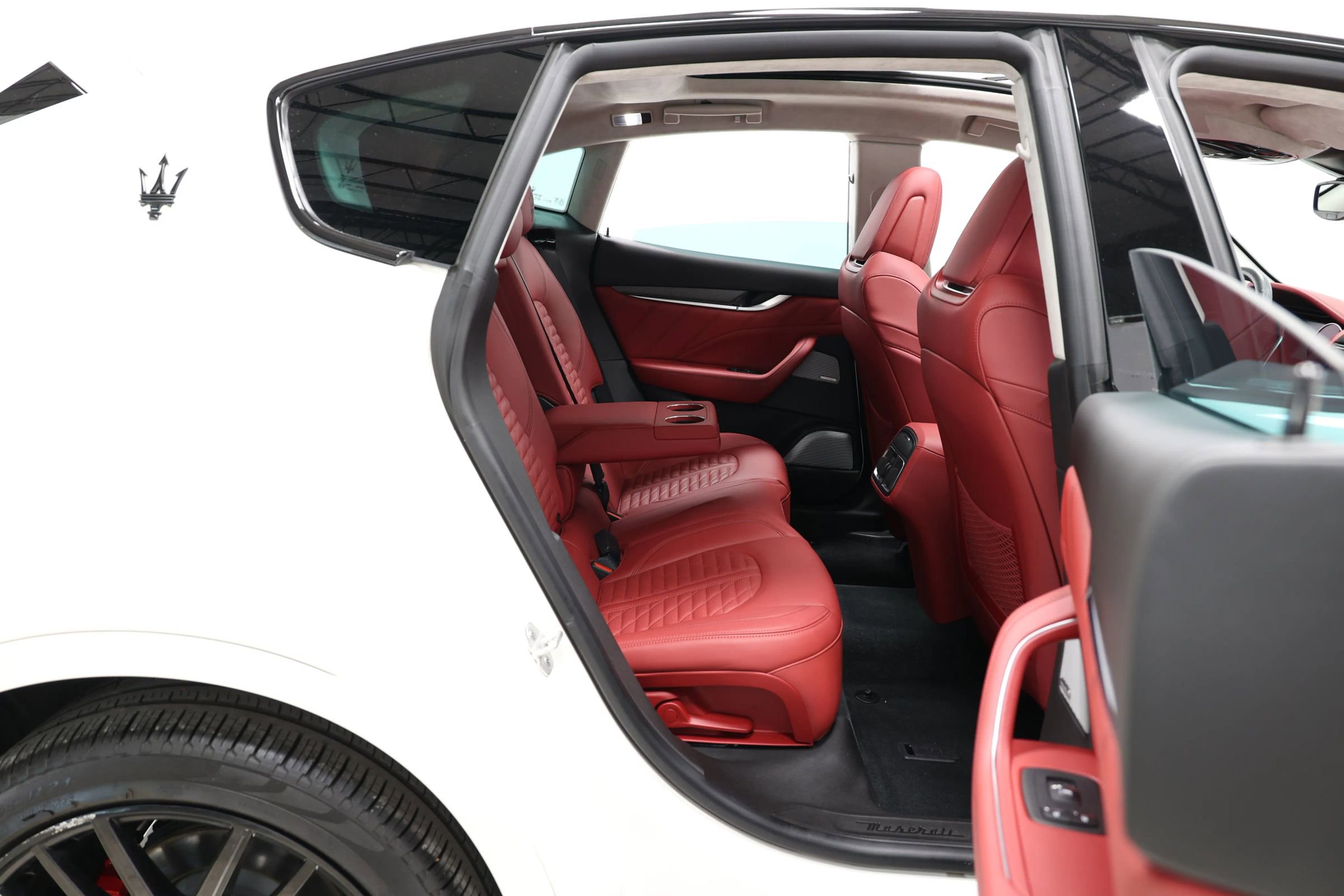 Used 2022 Maserati Levante Modena image 74