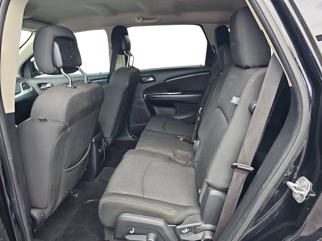 Used 2018 Dodge Journey SE FWD image 14
