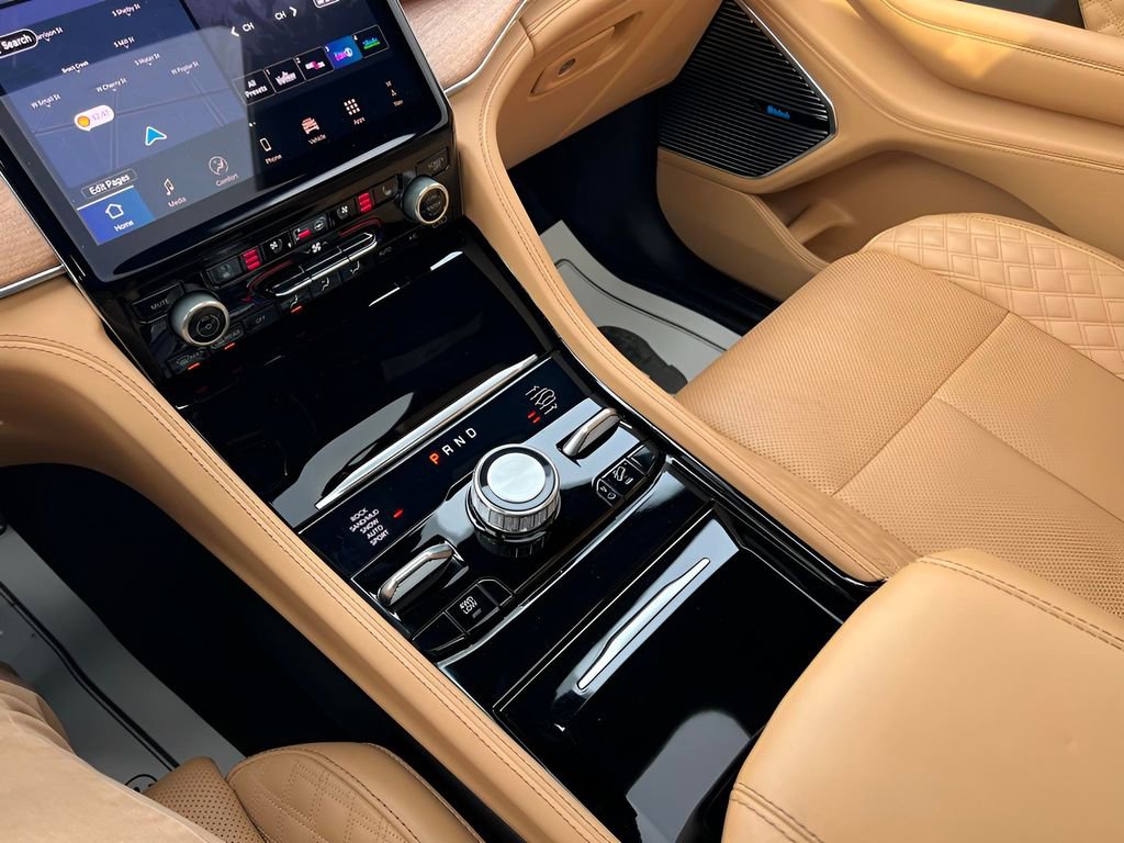 New 2025 Jeep Grand Cherokee L Summit image 26