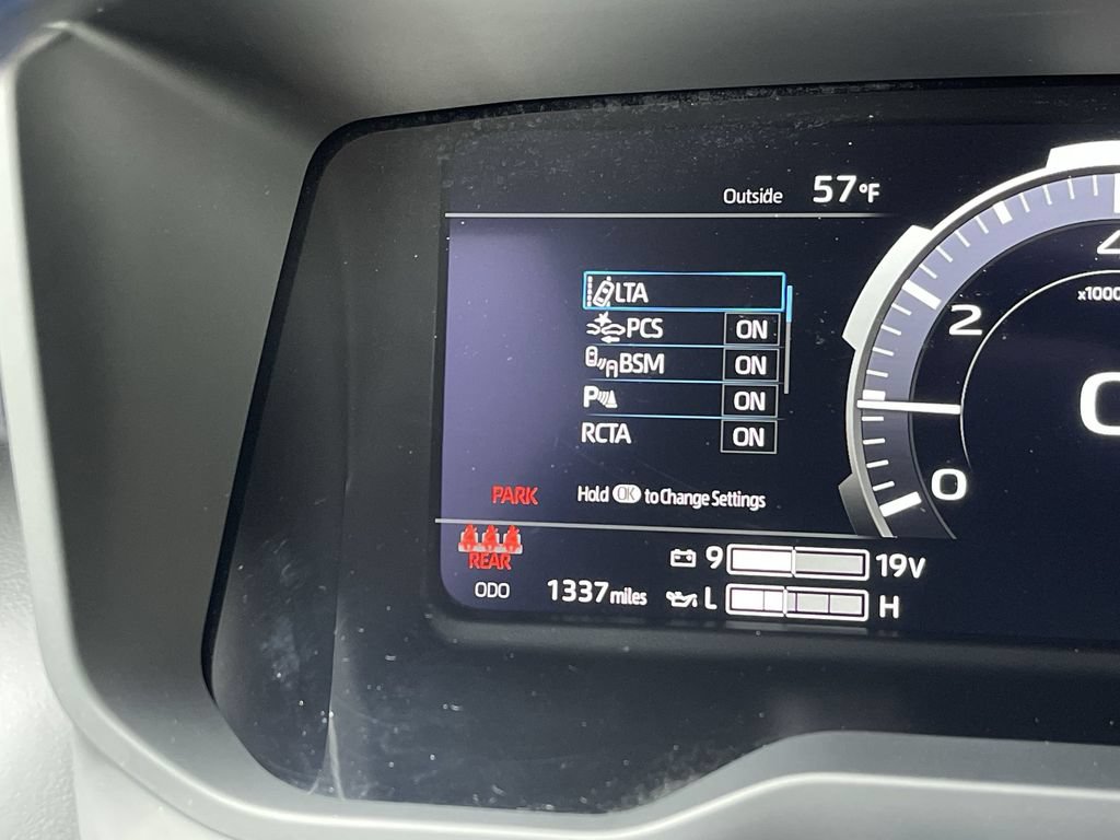 Used 2026 Toyota Tundra Platinum AWD/4WD image 12