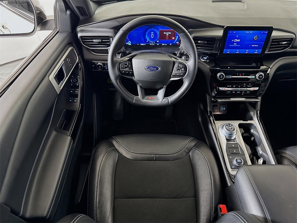 Used 2023 Ford Explorer ST image 19