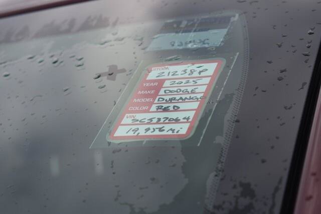 Used 2025 Dodge Durango GT AWD/4WD image 39