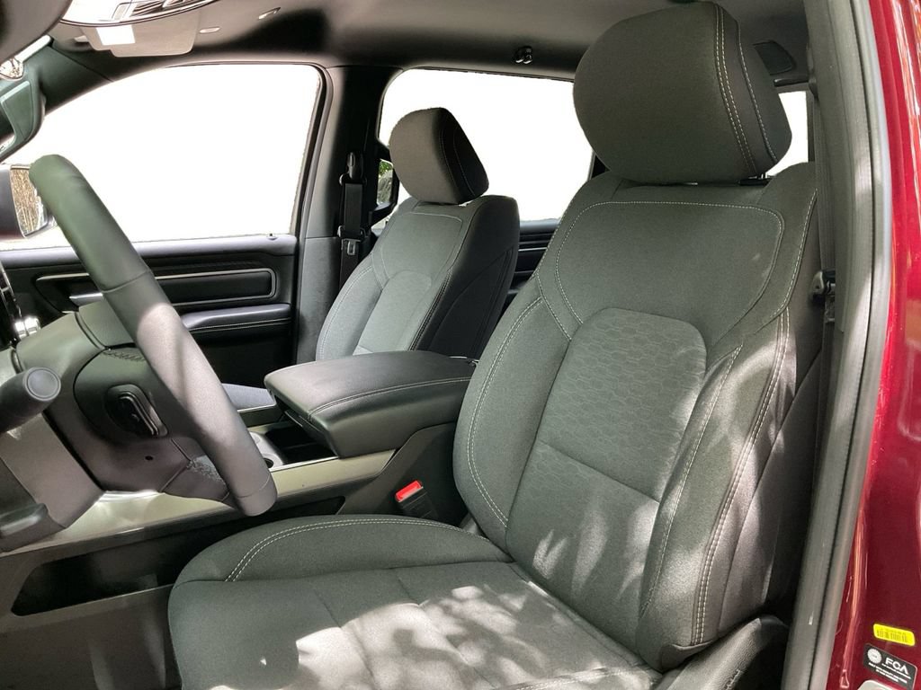 Used 2025 RAM 1500 Big Horn AWD/4WD image 27