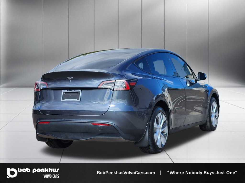 Used 2023 Tesla Model Y Long Range AWD/4WD image 25