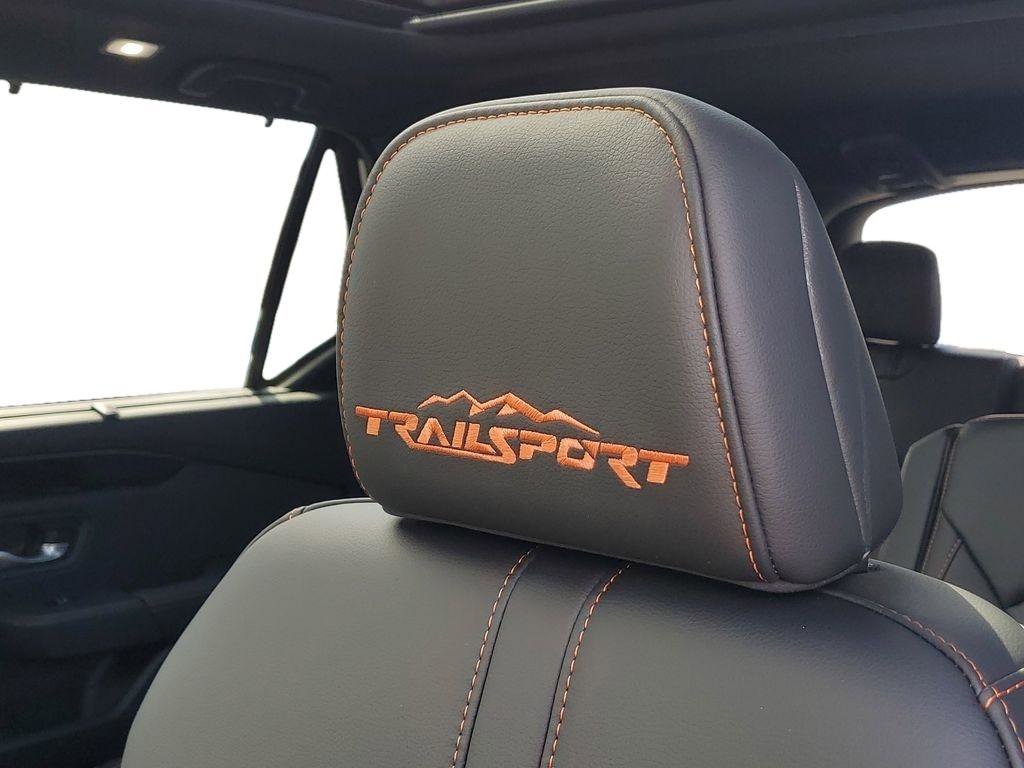 New 2026 Honda Pilot TrailSport image 8