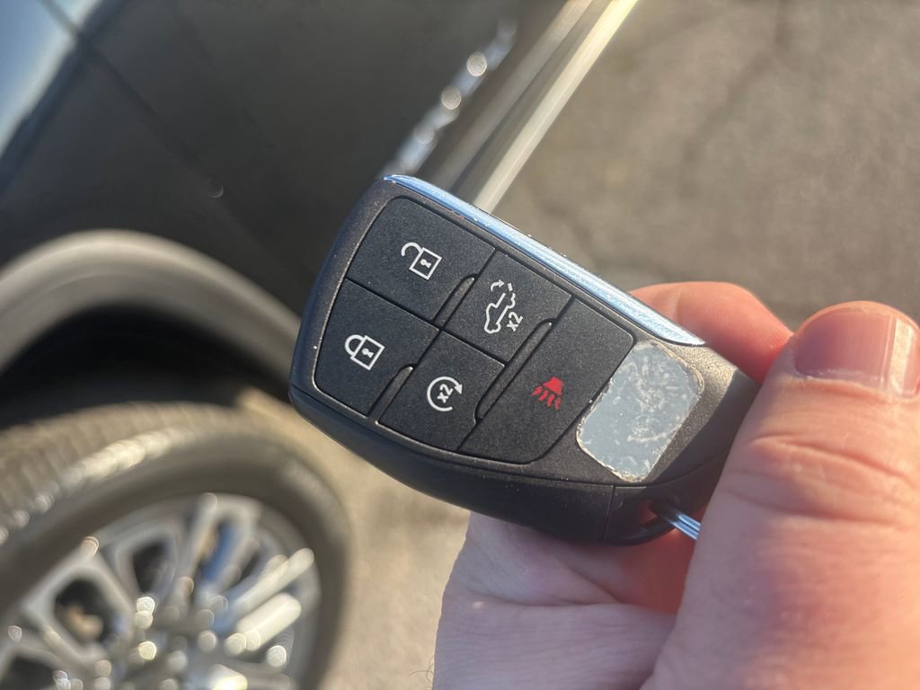 Used 2023 GMC Sierra 1500 Denali Ultimate image 34