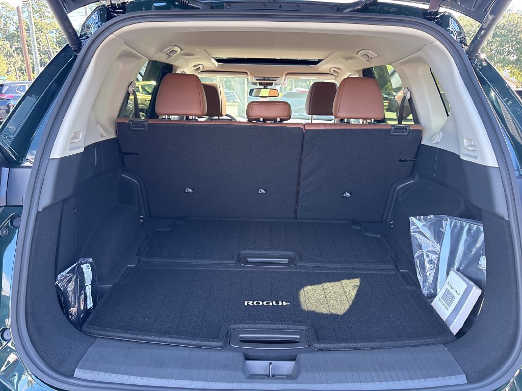New 2026 Nissan Rogue Platinum AWD/4WD image 23