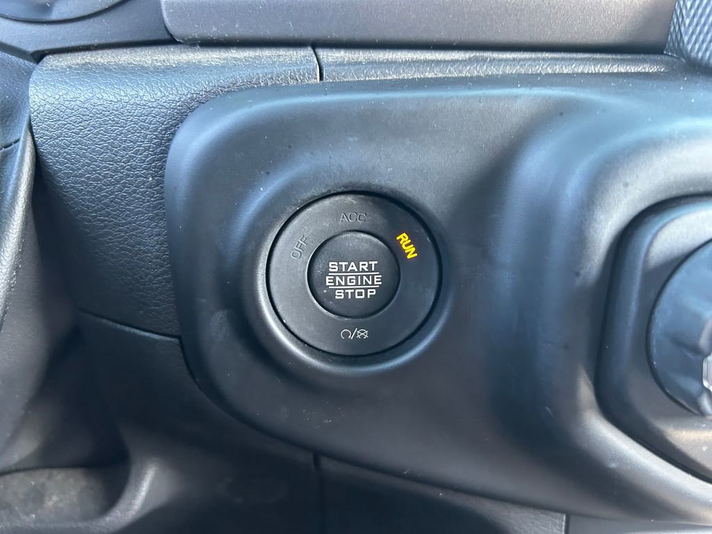 Used 2023 Jeep Wrangler Unlimited Sport AWD/4WD image 16