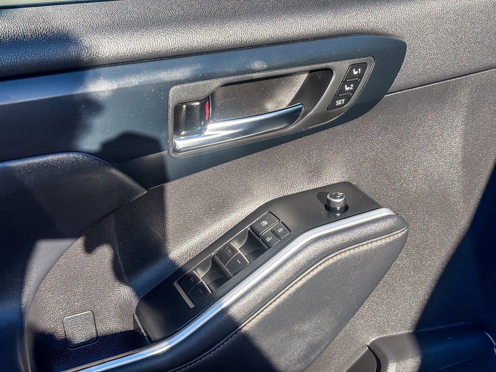 Used 2022 Toyota Highlander Bronze Edition image 22