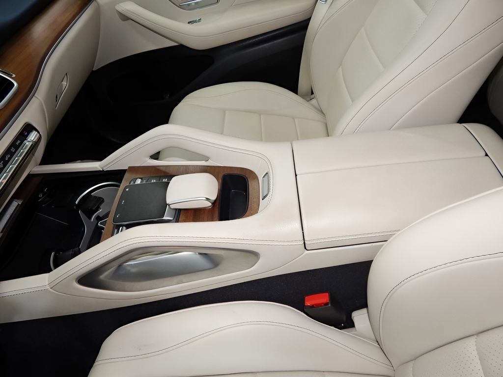Used 2022 Mercedes-Benz GLE 350 4MATIC w/ AMG Line Exterior image 15