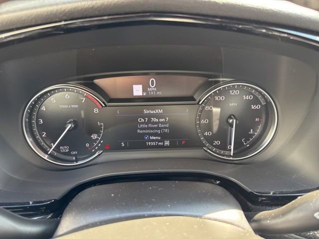 Used 2023 Cadillac XT5 Premium Luxury w/ LPO, Floor Liner Package AWD/4WD image 21