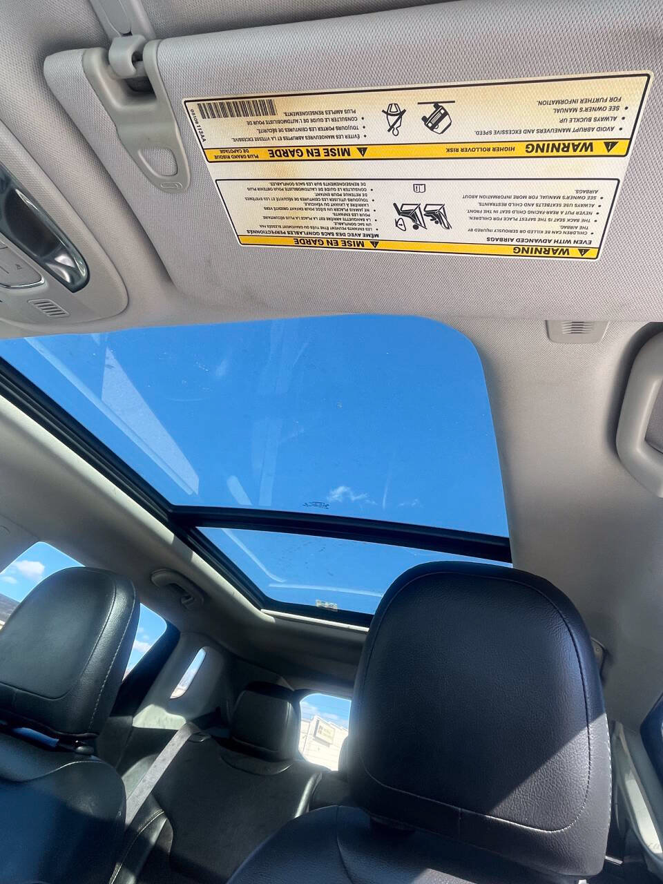 Used 2019 Jeep Compass Latitude w/ Cold Weather Group AWD/4WD image 19