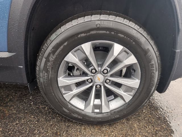 New 2026 Chevrolet Equinox LT w/ Convenience Package II image 24