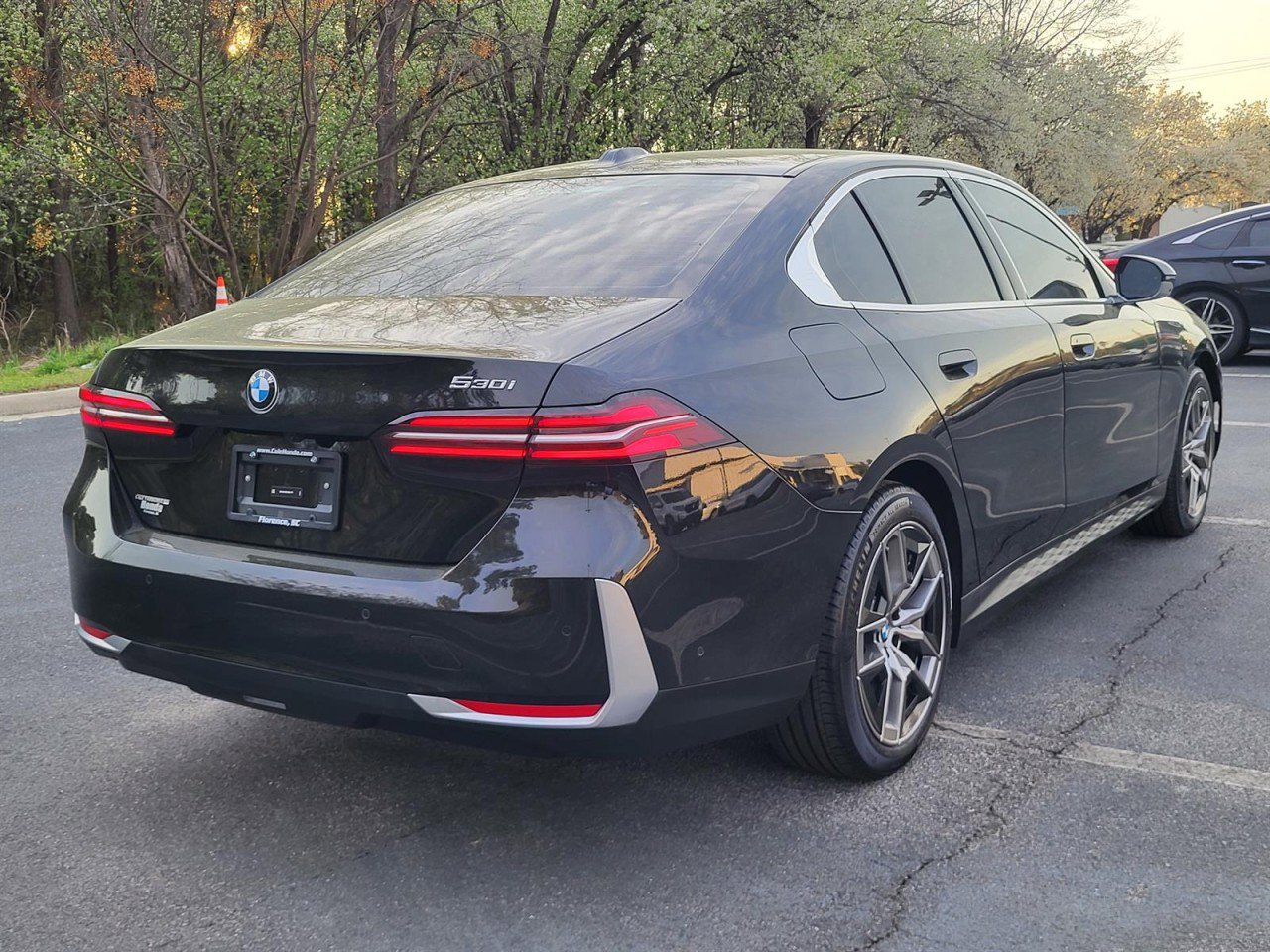 Used 2026 BMW 530i image 2