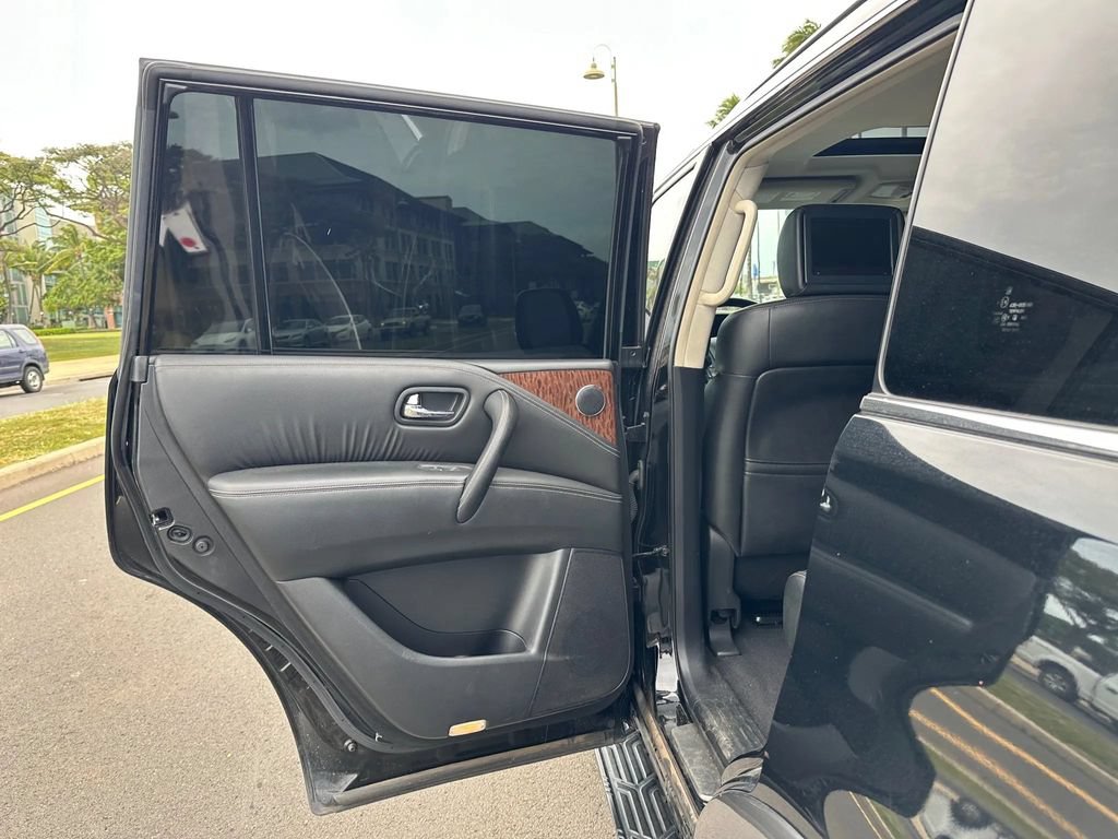 Used 2018 Nissan Armada Platinum w/ Captain Seat Package RWD image 20