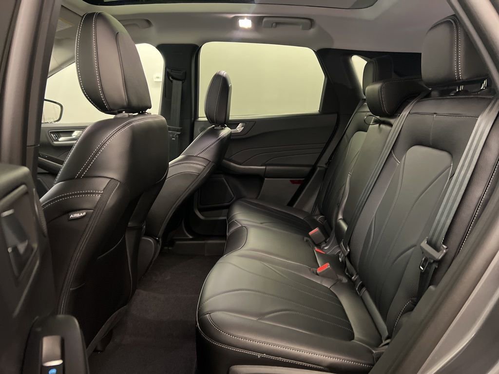 New 2026 Ford Escape Base w/ PHEV Premium Package image 33