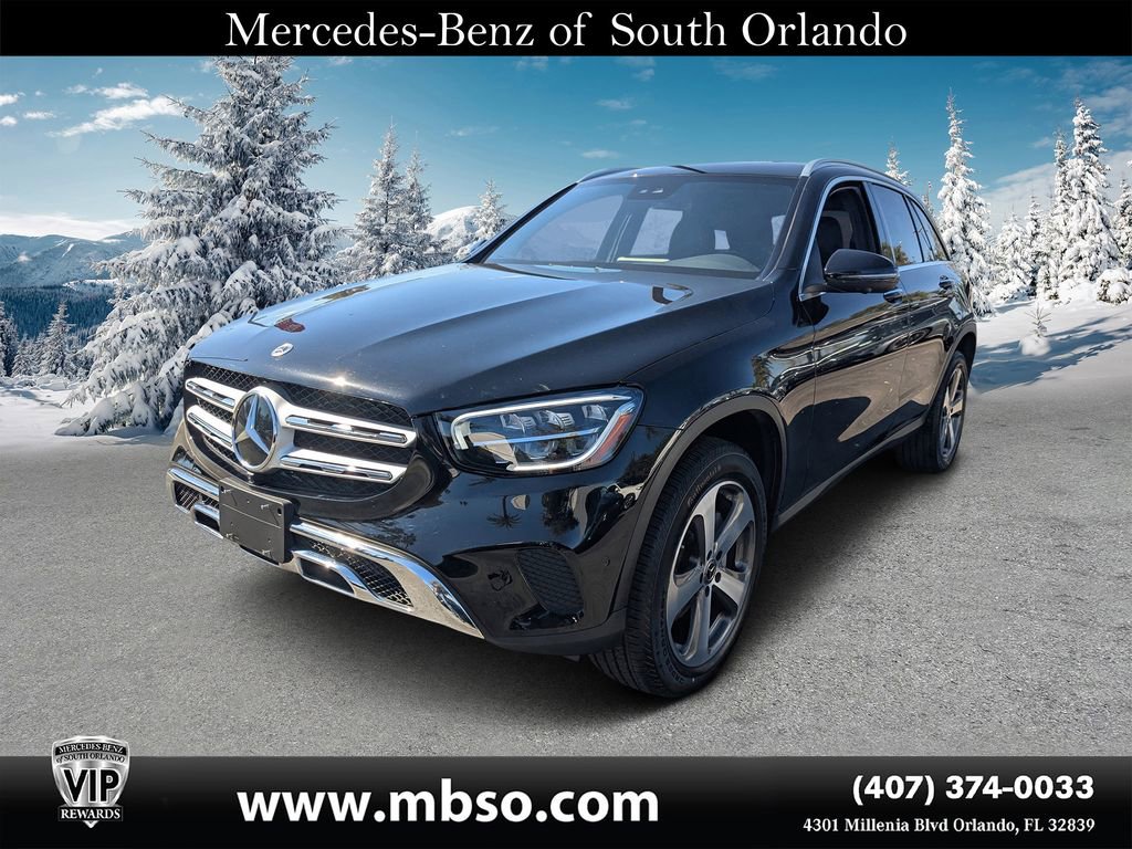 Certified 2022 Mercedes-Benz GLC 300 4MATIC w/ Premium Package Lite image 18