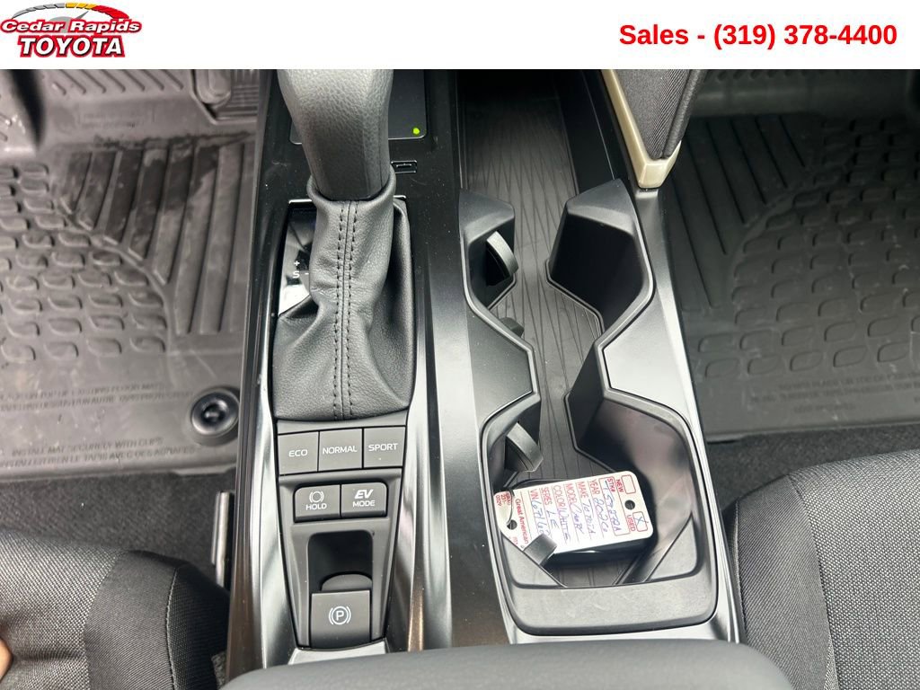 Used 2026 Toyota Camry LE image 20