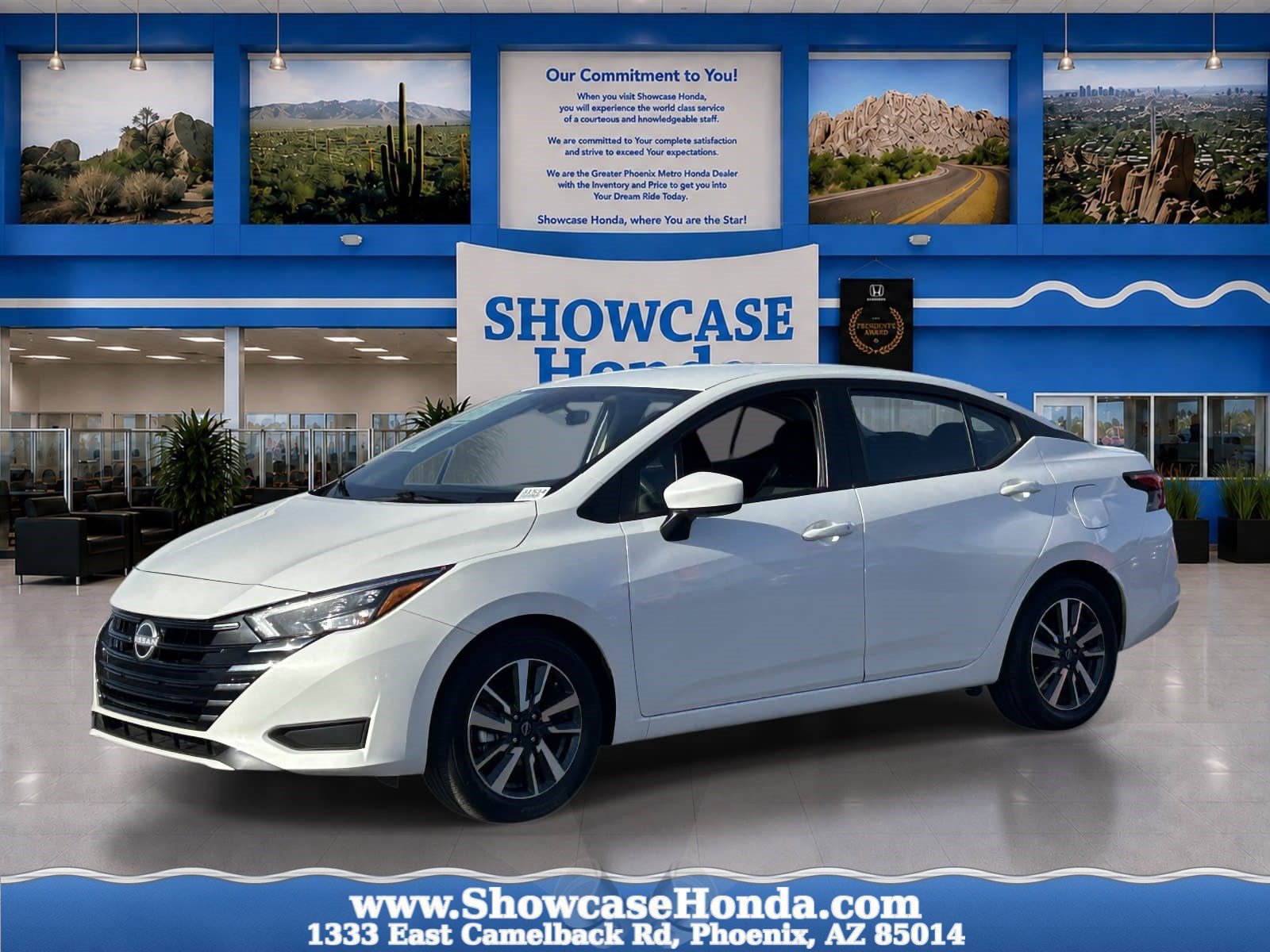 Used 2025 Nissan Versa SV FWD image 1