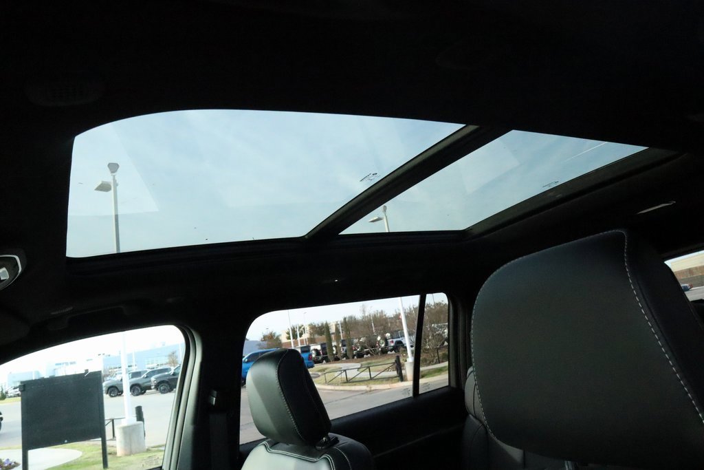 New 2025 Jeep Grand Cherokee L Limited image 18