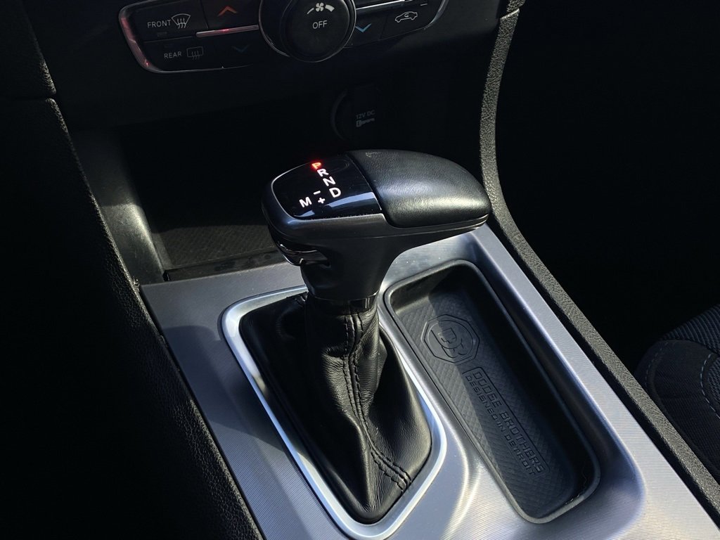 Used 2020 Dodge Charger SXT image 18