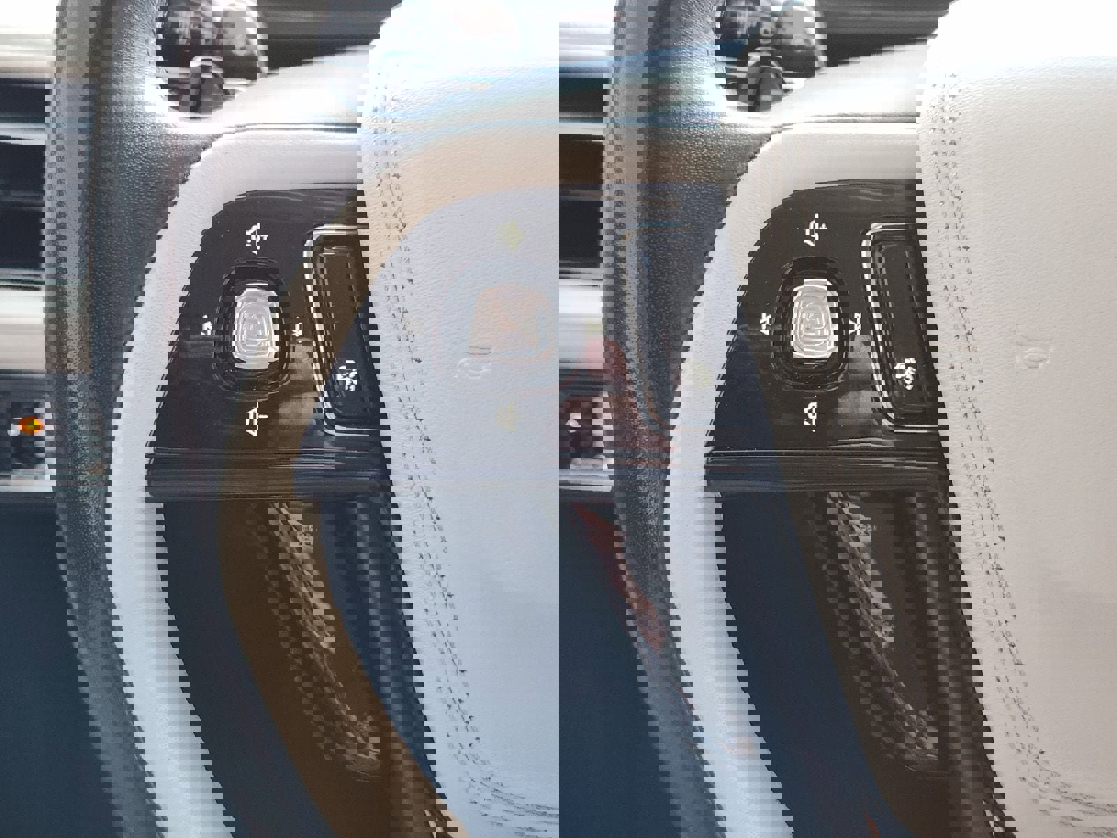 Used 2020 Lincoln Aviator Black Label w/ Dynamic Handling Package image 35