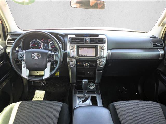 Certified 2018 Toyota 4Runner SR5 AWD/4WD image 18
