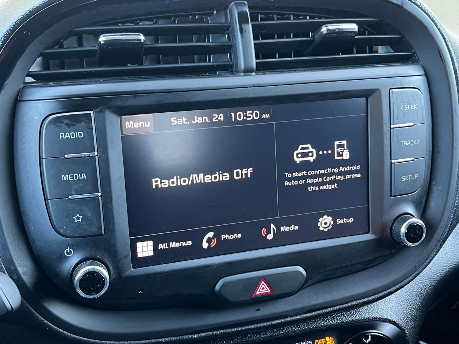 Used 2025 Kia Soul LX w/ LX Technology Package image 20