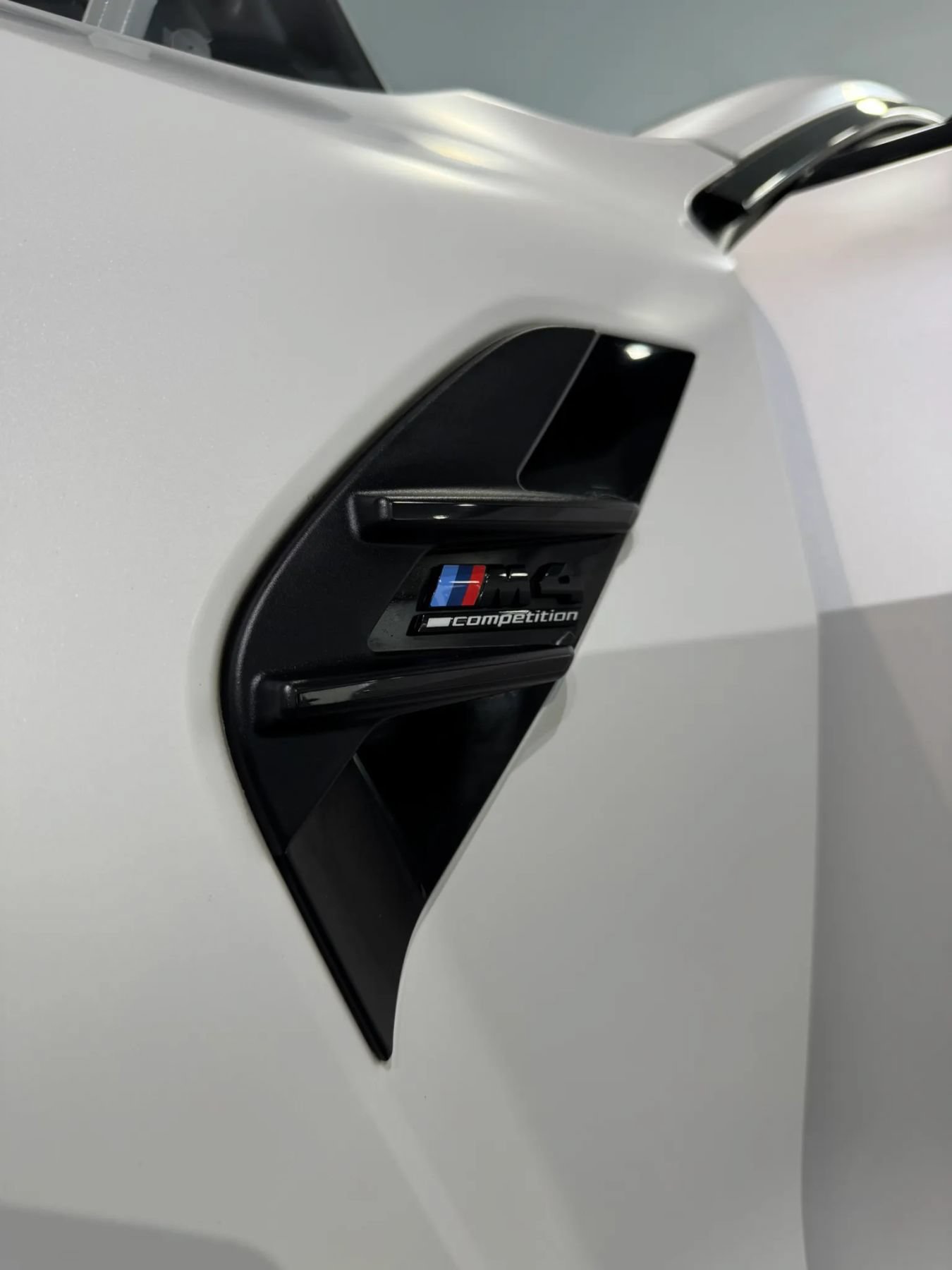 Used 2021 BMW M4 Competition w/ M Carbon Exterior Package RWD image 51