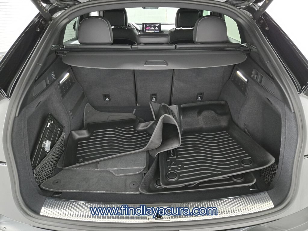 Used 2024 Audi SQ5 Premium Plus AWD/4WD image 17