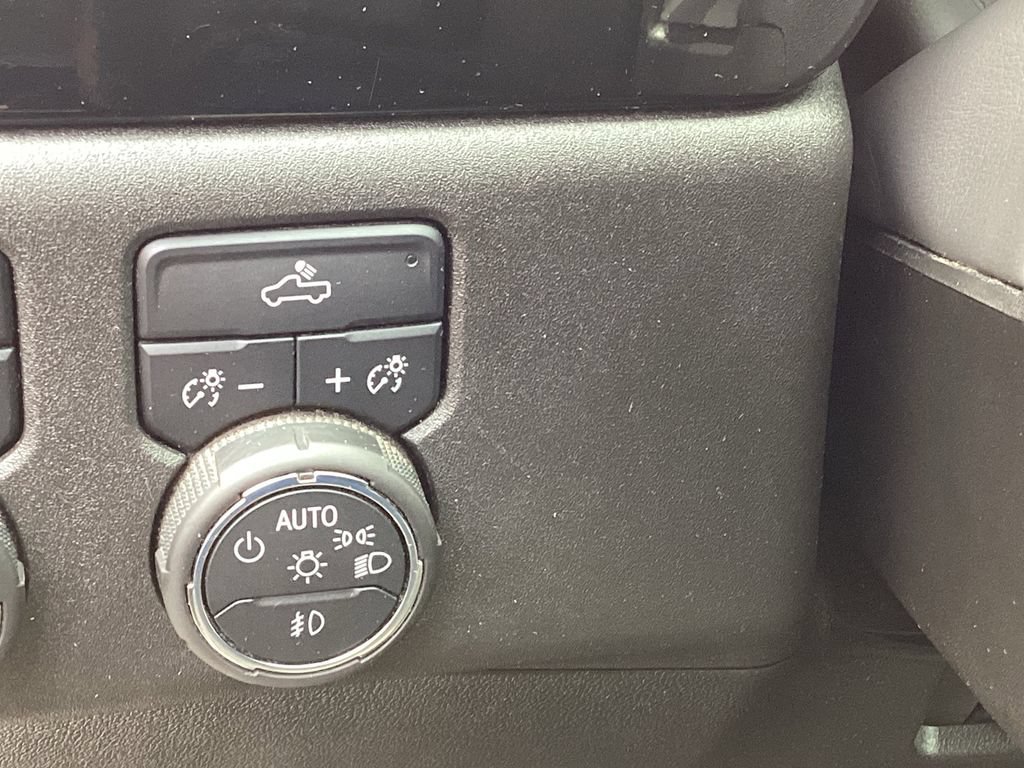 Used 2023 Chevrolet Silverado 1500 RST w/ Protection Package AWD/4WD image 16